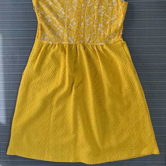 *gently worn* Anthropologie Maeve dress (size M) - Picture 7 of 11